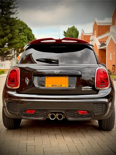 Mini Cooper John Cooper Works 2.0 Turbo 2020