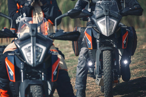 Imagen 6 de 25 de Ktm Adventure 390 2022 0km + Quickshifter Accesorios No Klr