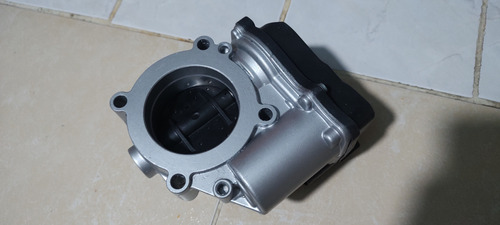 Cuerpo De Aceleración Audi 2.0l Golf 1.8 06f133062g Genuino (Usado)
