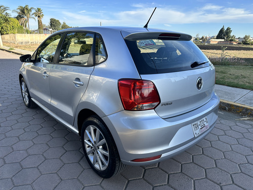 Volkswagen Polo 1.6 L4 Sound Mt