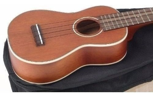 Imagen 2 de 4 de Ukelele Tradicional Soprano Cedar Maho Stagg Us-80