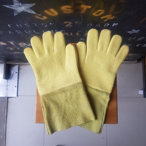 Imagen 3 de 5 de Guantes Terry Kevlar Acolchonado Cuero Parrilla Hornos 200°