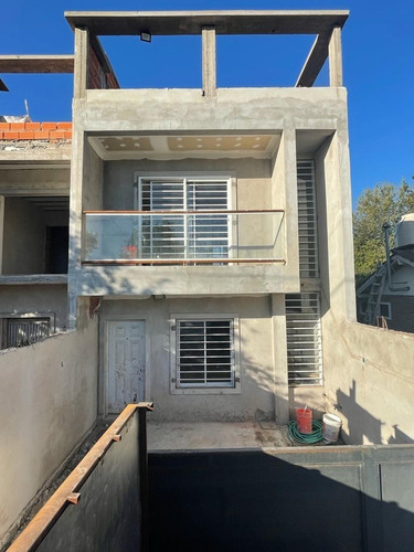 Imagen 2 de 14 de Llave En Mano, A Estrenar! 3 Ambientes, Cochera, Patio Y Terraza! De Categoria