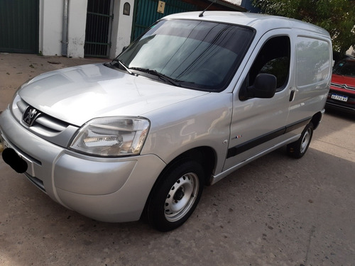 Peugeot Partner 1.6 Hdi Furgon Confort Airbag 2014