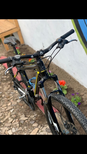 Imagen 6 de 10 de Bici Mtb Vendo O Permuto Merida Big Seven 27.5