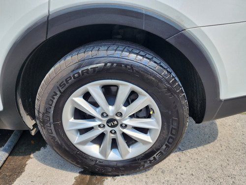 Kia Sorento 2.4 Lx At