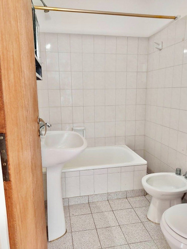 Imagen 9 de 10 de Vende Departamento 1 Dormitorio Uns