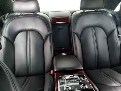 Audi A8 6.3 W12 LWB 500hp Quattro Tiptronic At