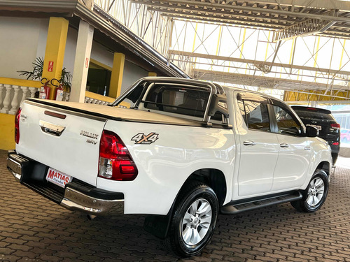 Toyota Hilux 2.8 Tdi Srv Cab. Dupla 4x4 Aut. 4p