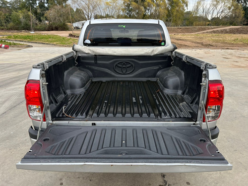 Toyota Hilux 2.7 Cd Srv Vvti 4x2 - A3