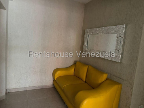 Daniela Linarez Vende Apartamentos Con Financiamiento Conectados A Planta Electrica Cocina Moderna Equipada Conjunto Con Pozo De Agua En El Triangulo Del Este Barquisimeto Contáctanos