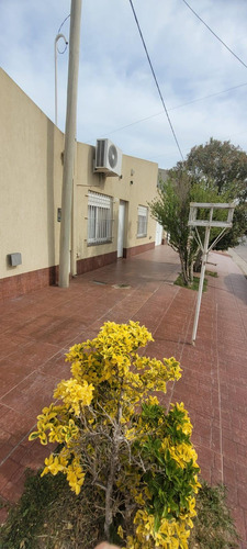Venta Casa 2 Dormitorios Avellaneda Con Cochera