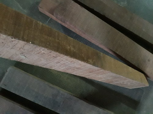 Tirante / Listón De Quina 2 X 4 X 72 Cm - Madera Dura