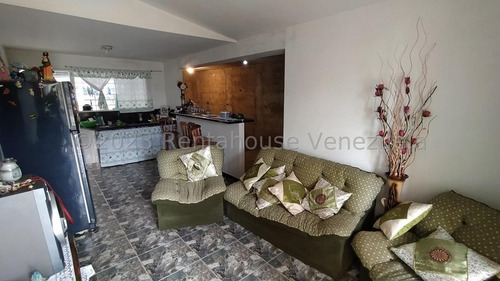 Imagen 18 de 30 de $$$maría Gabriella Mendoza Vende!!! Casa Remodelada En Ubanización Yucataán Codflex23-23062