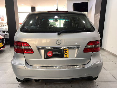 Mercedez Benz B180 M/t 1.6 2012