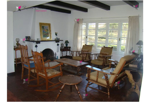 Golf Hermosa Casa De Estilo