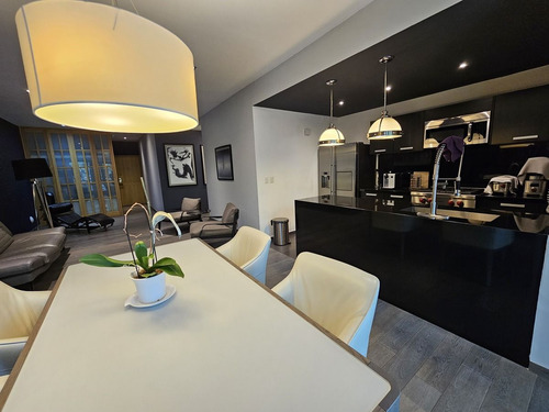 Departamento Con 3 Recamaras, Balcón Y Patio En La Condesa