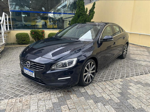 Volvo S60 2.0 t4 Momentum Gasolina 4p Automático