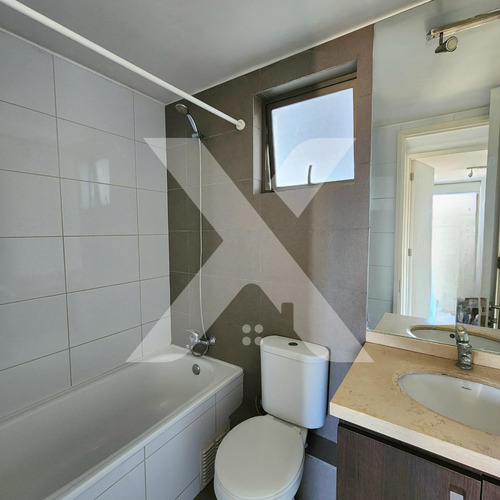 Arriendo Departamento, Piso 22, Opc. Est. Metro Ñuble
