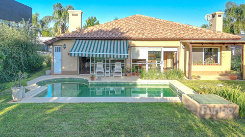 Casa En Cadaques Funes Hills