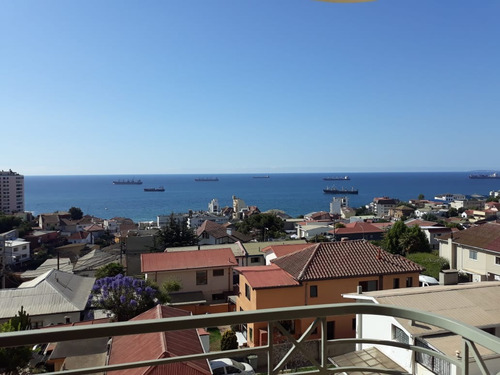 Excelente Ubicación En Recreo Centro, Vista Al Mar, Sol.