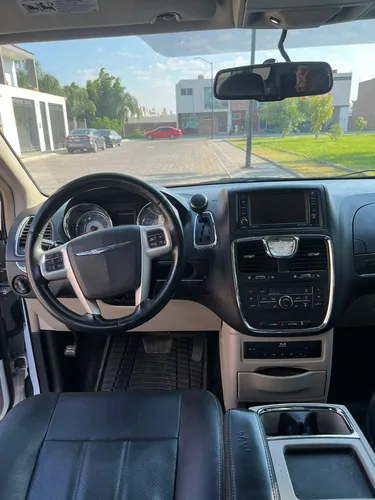 Chrysler Town & Country 3.6 Touring Piel Mt