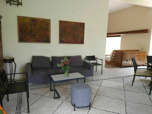 Imagen 4 de 27 de Hermosa Casa Tipo Dúplex Estilo Barragán
