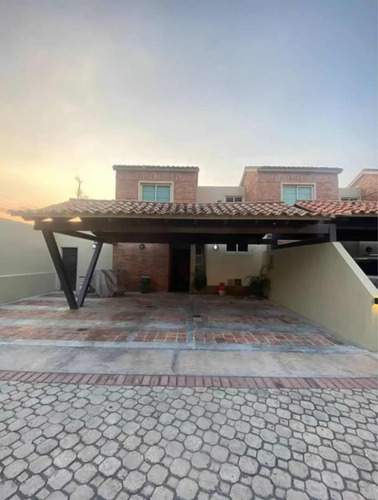 Alquila Town House En Altos De Guataparo (o.carmbarr)