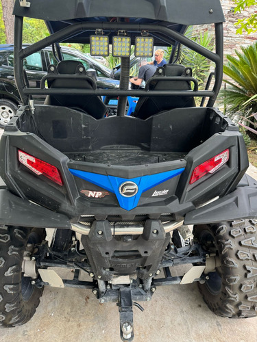 Utv 800 Cc Con Varios Accesorios.