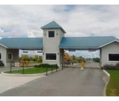 Vendo Terreno De 360mts2 En Barrio Privado Laguna Azul.