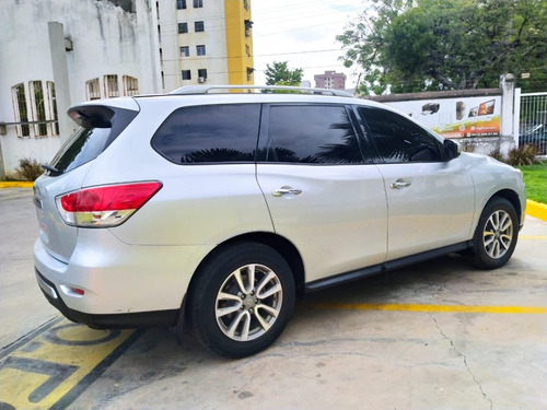 Imagen 5 de 12 de Nissan Pathfinder