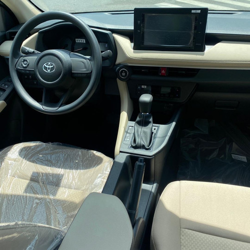 Imagen 7 de 15 de Toyota Yaris Dubai 2023 0km