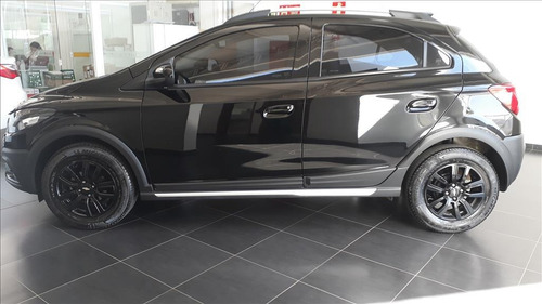 Imagem 3 de 13 de Onix 1.4 Mpfi Activ 8v Flex 4p Manual