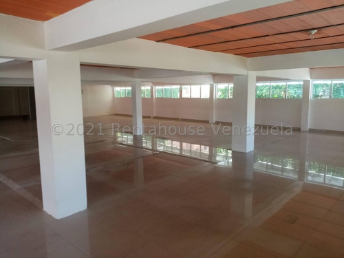Imagen 3 de 12 de Local Comercial En Alquiler Deposito La Urbina 21-27538 Ep