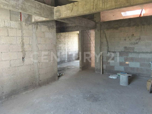 Oficinas En Venta Sobre Libramiento Sur En Pedro Escobedo, Qro