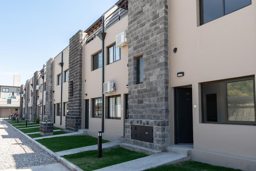 Imagen 30 de 30 de Rebajado Oportunidad - Haus701- Dúplex En Venta Dos Dormitorios. Con Cochera. Recibe Menor.