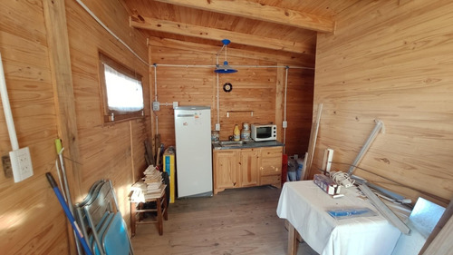 Imagen 4 de 13 de Dos Casas Prefabricadas Y Quincho A Terminar