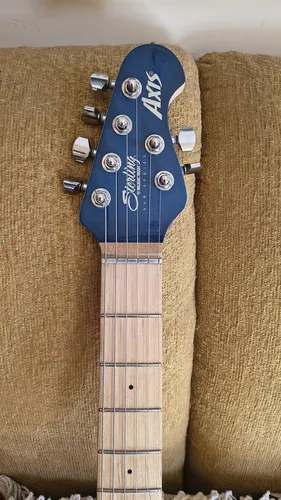 ギター Sterling by Music man S.U.B Axis Blue Guitarra Sterling By Music Man Axis Blue | MercadoLivre