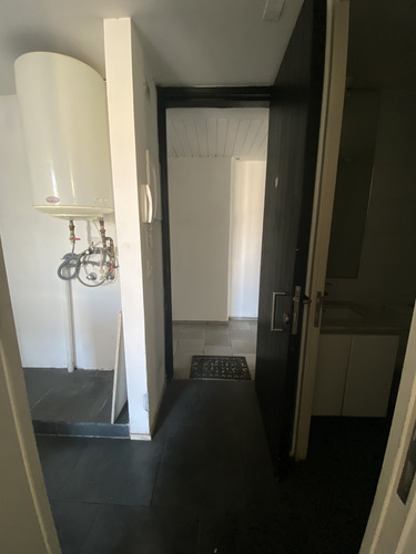 Se Vende Departamento 1d 1b, Estacionamiento Y Bodega