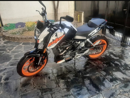 Imagen 3 de 10 de Ktm 200 Duke