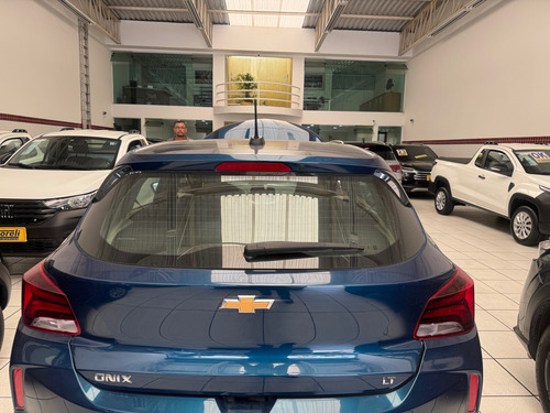 Chevrolet Onix 1.0 Lt 5p
