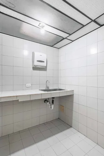 Casa En Arriendo/venta En La Castellana. Cod A23954