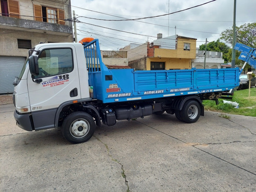 Mercedes Benz Accelo 815