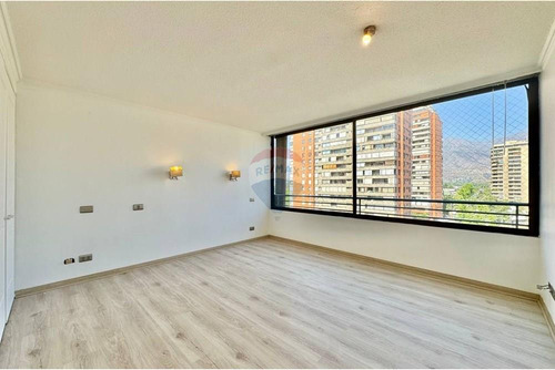 Excelente Departamento Con Vista Despejada 4d + 3b
