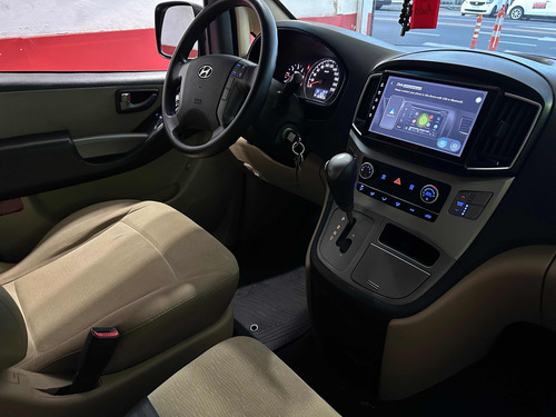 Imagen 19 de 20 de Hyundai H1 2017 2.5 Premium 1 170cv