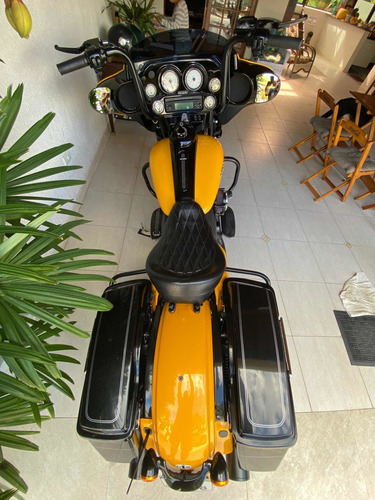 Imagem 6 de 9 de Harley Davidson Street Glide