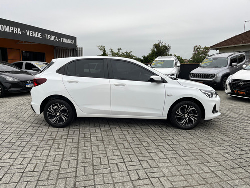 Chevrolet Onix 1.0