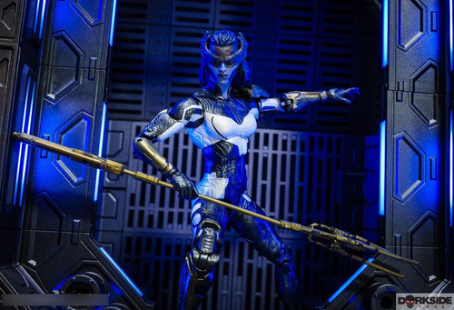 Figura Proxima Midnight - Infinite War - Marvel Legends Mcu (Usado)