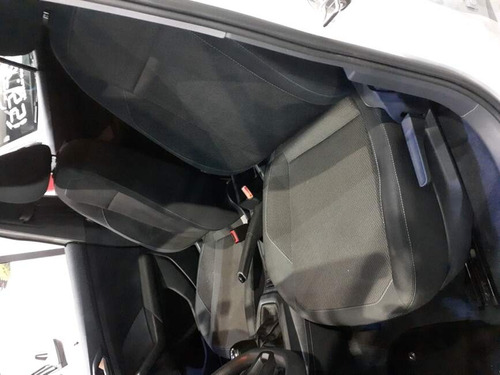 Volkswagen T-Cross 1.0 200 TSI TOTAL FLEX SENSE AUTOMÁTICO