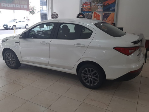 Fiat Cronos 1.3 / 1.8 Entrega En 72hs Tomo Usado Financio